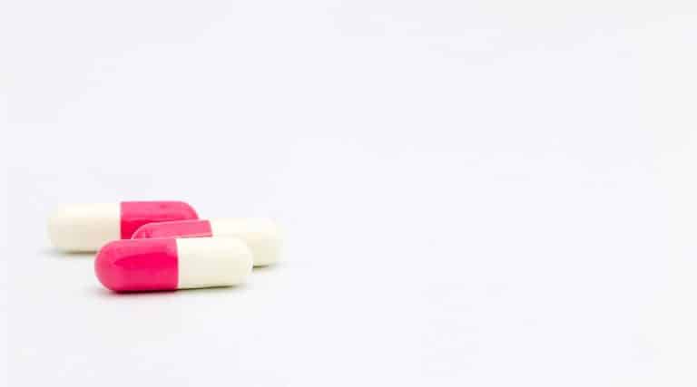 white and pink pill Serax Oxazepam medication