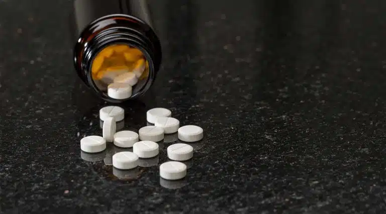 spilled bottle of pills Klonopin Clonazepam Overdose Signs