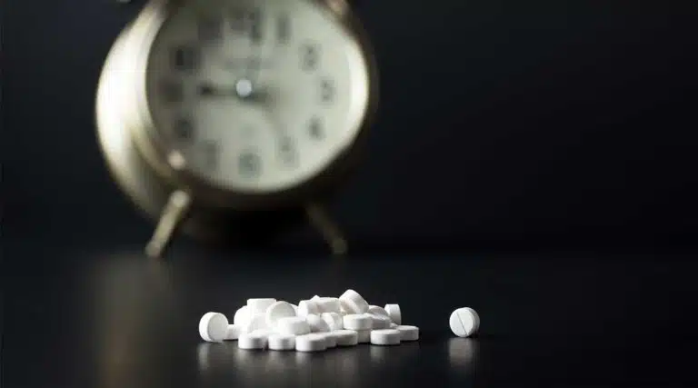 clock and morphine pills how long does morphine stay in your system