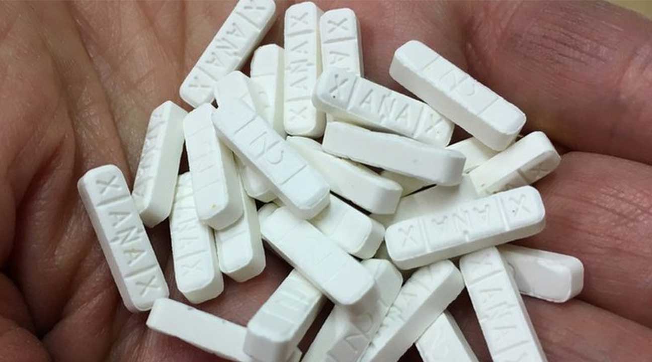 xanax bag of pills