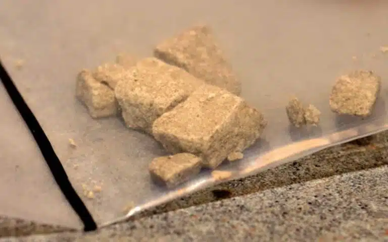 Cheese Heroin | Effects & Dangers Of Mixing Heroin With OTC Medications​