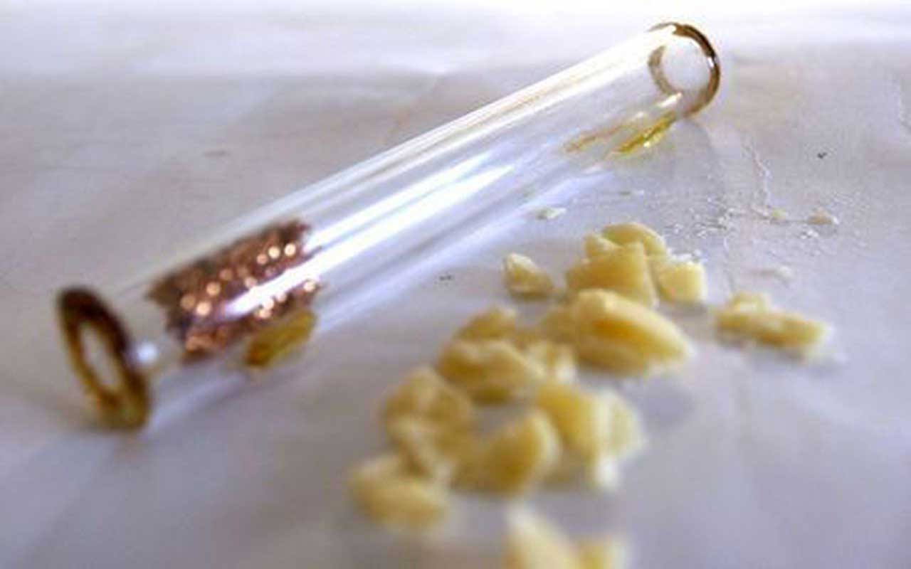 What Does A Crack Pipe Look Like? Identifying Crack Paraphernalia