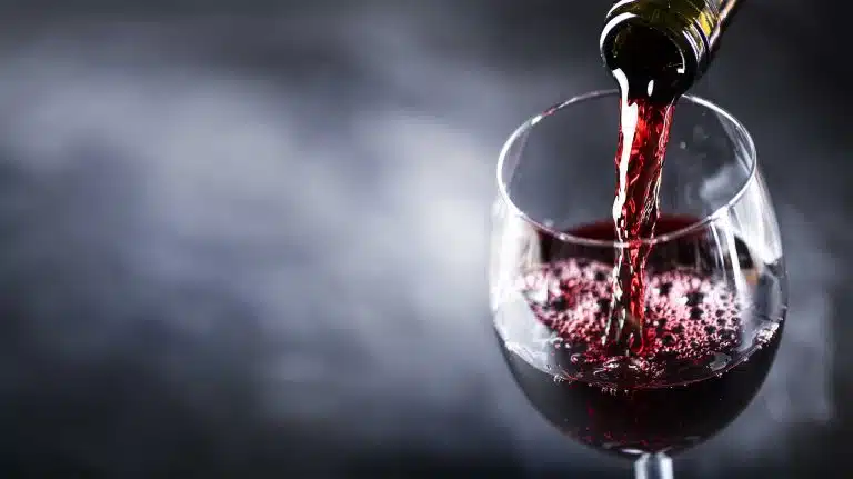 How Many Ounces In A Glass Of Wine | Why The Amount Matters