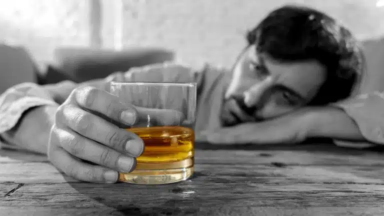 Alcohol Use Disorder & Bipolar Disorder
