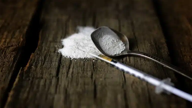 Mixing Heroin & Meth | Effects, Risks, & Treatment