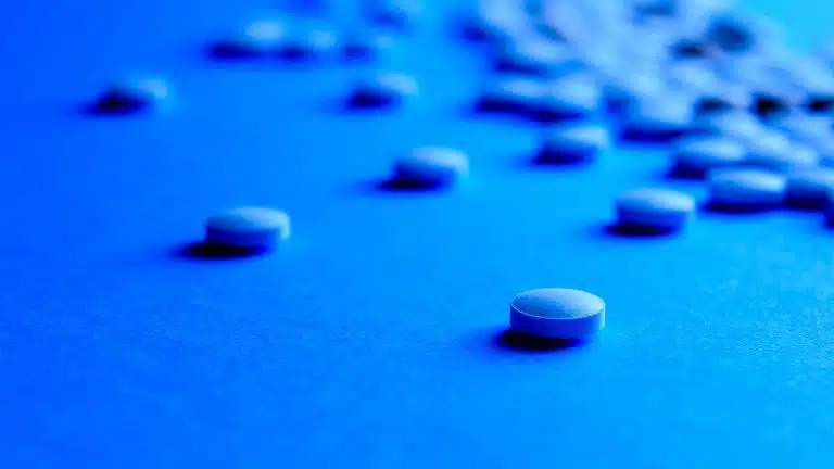 Valium (Diazepam) Side Effects, Dosage, & Warnings