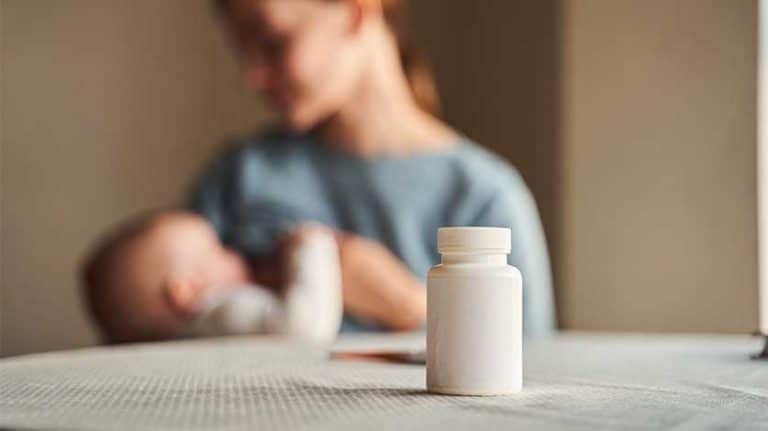 Can You Take Xanax (Alprazolam) While Breastfeeding? | Breastfeeding Warnings