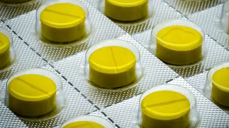 Yellow pill blister packs - Is Naproxen Addictive?